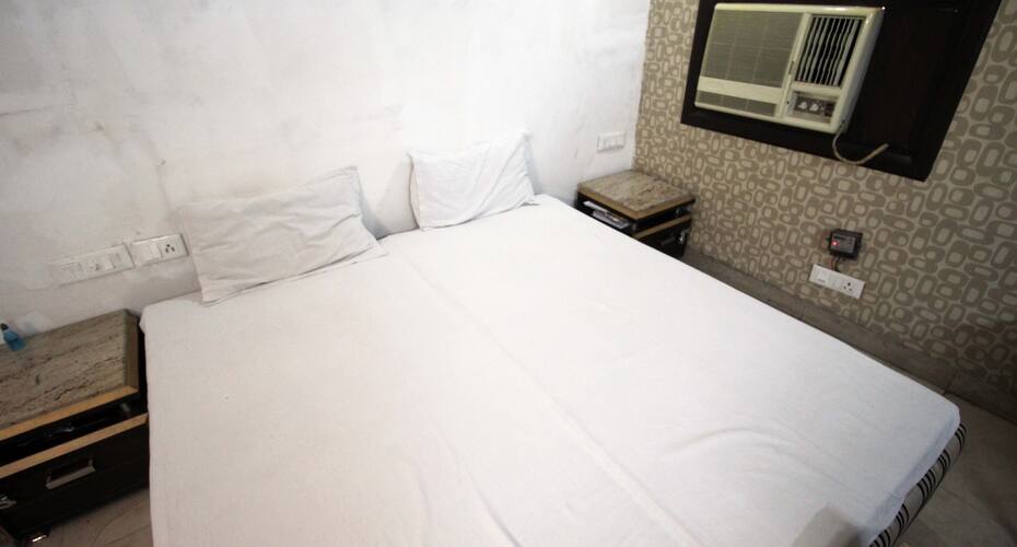 Hotel Kafila, New Delhi 3